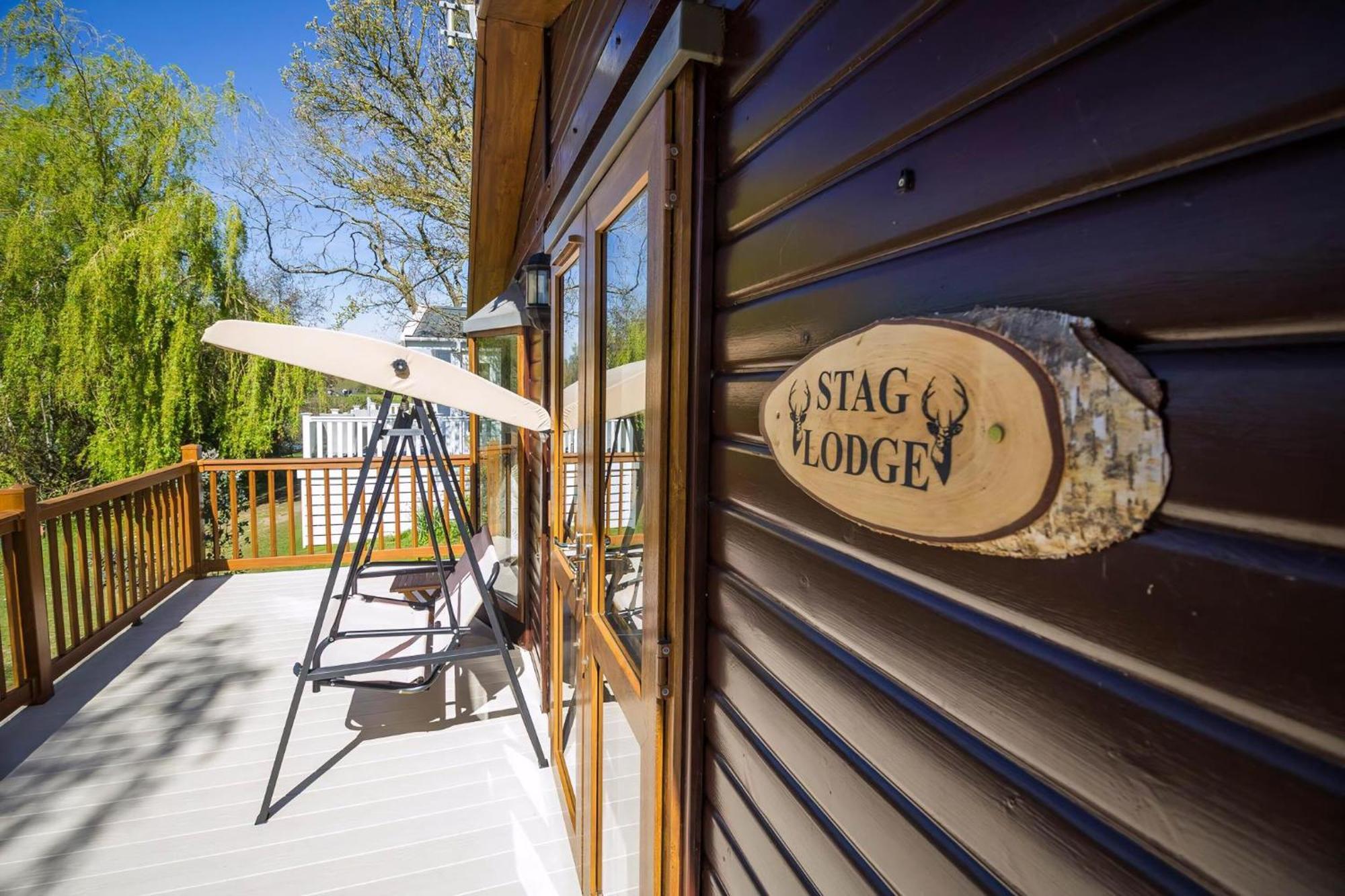 Stunning Lodge With Free Wifi For Hire At Carlton Meres In Suffolk Ref 60013M Сексмендем Екстер'єр фото